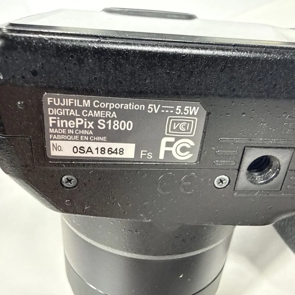 Fujifilm FinePix S Series S1800 12.2MP Digital Camera 18x Zoom w/ SD Card Tested